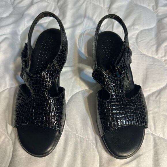 SAS Suntimer Women’s 8M Black Croc Print Leather Slingback Sandal Shoes - Picture 1 of 5